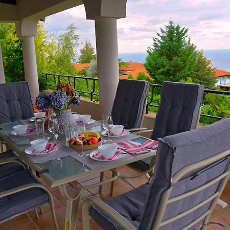 Вила Афина - Villa Afina Балчик Екстериор снимка